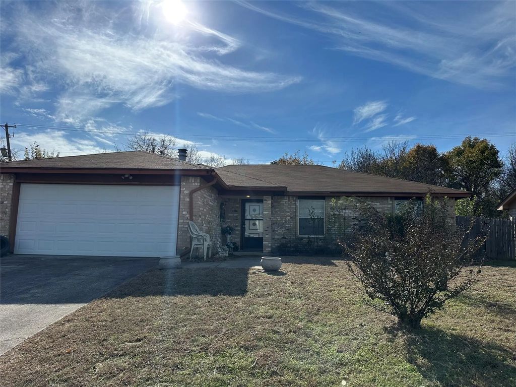 841 Annapolis Drive, Fort Worth