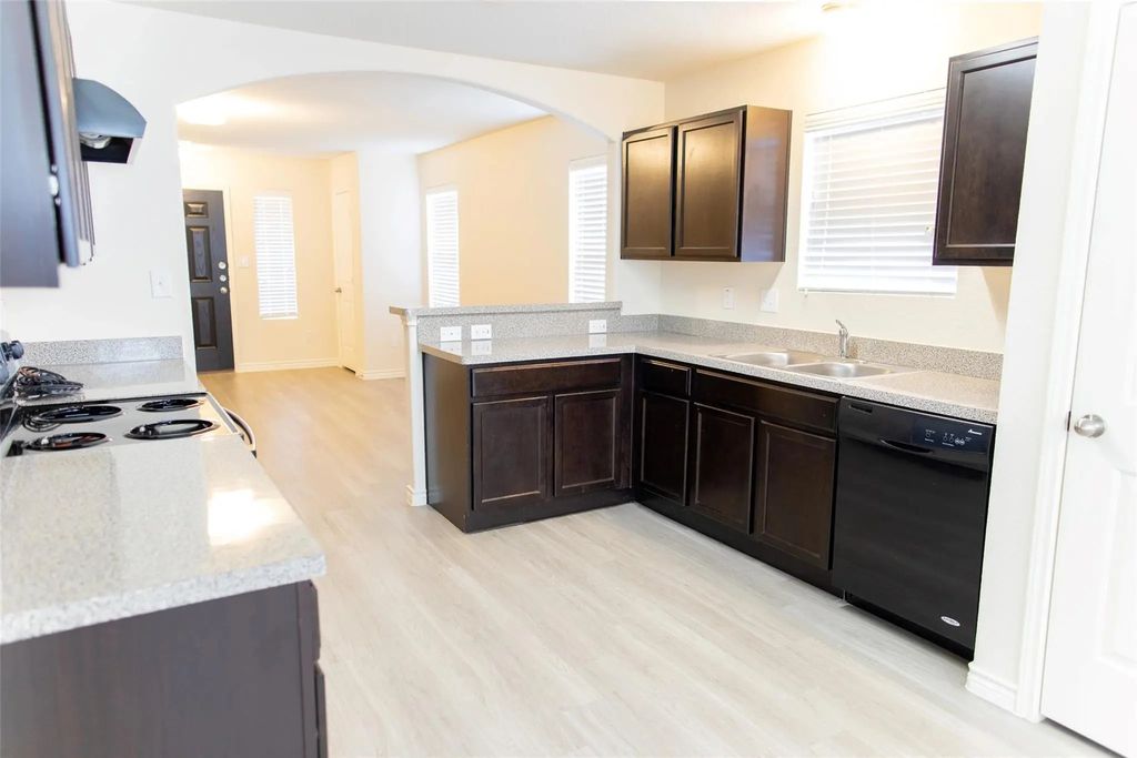 8317 Miami Springs Drive, Fort Worth