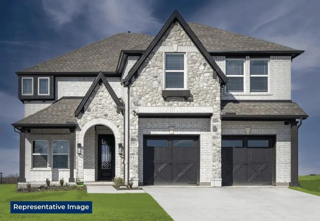 1907 Silent Shore Street, Wylie