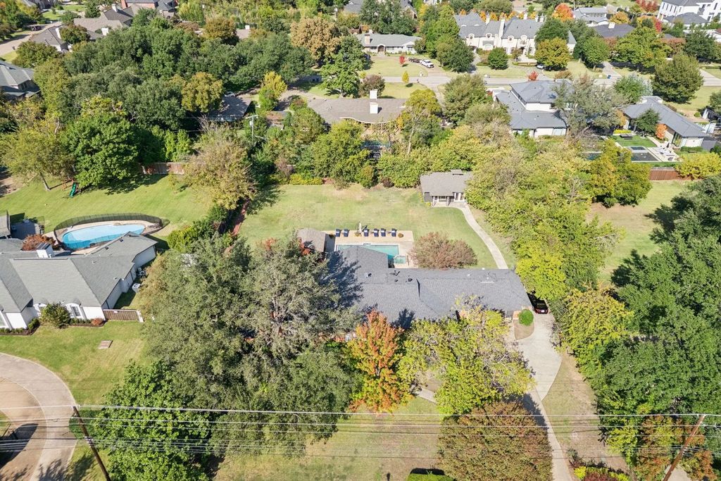 4549 Walnut Hill Lane, Dallas
