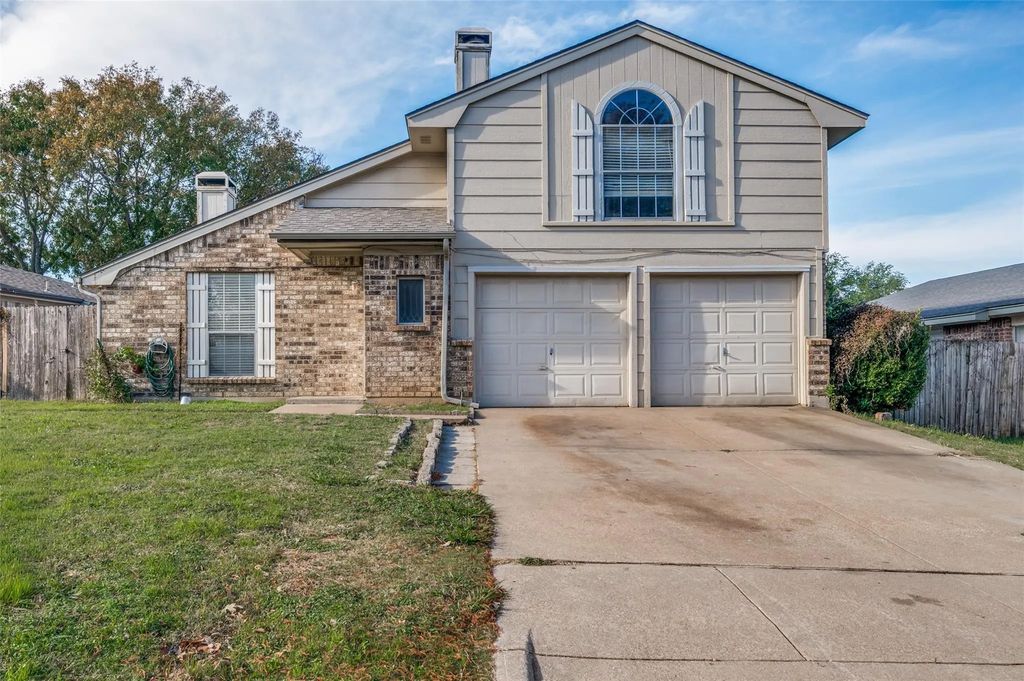 803 Canary Lane, Mansfield