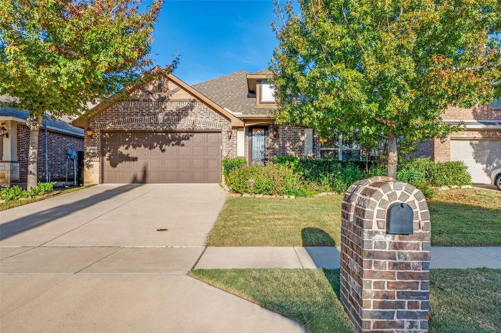 4508 Rush River Trail, Fort Worth