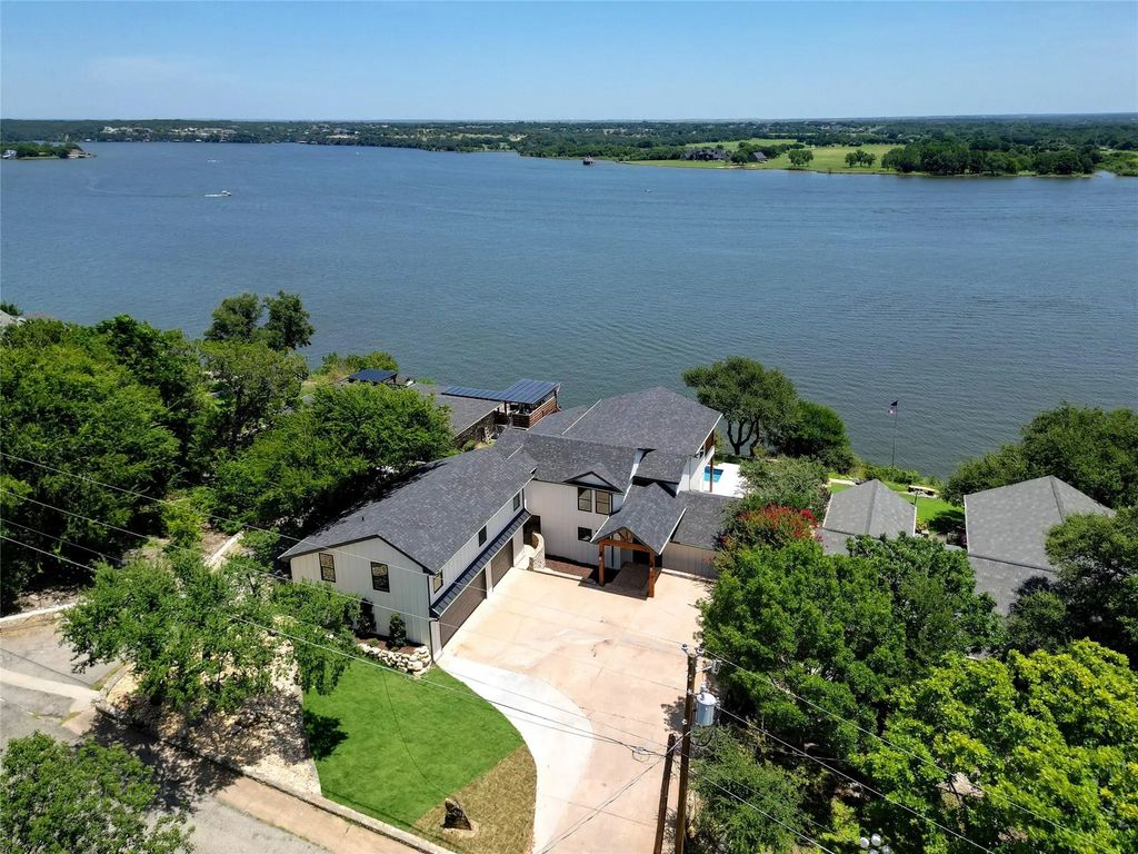 1719 Anaconda Trail, Granbury