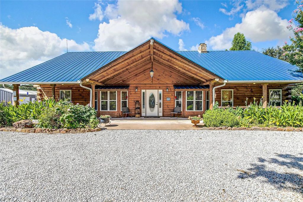8616 County Road 528, Burleson