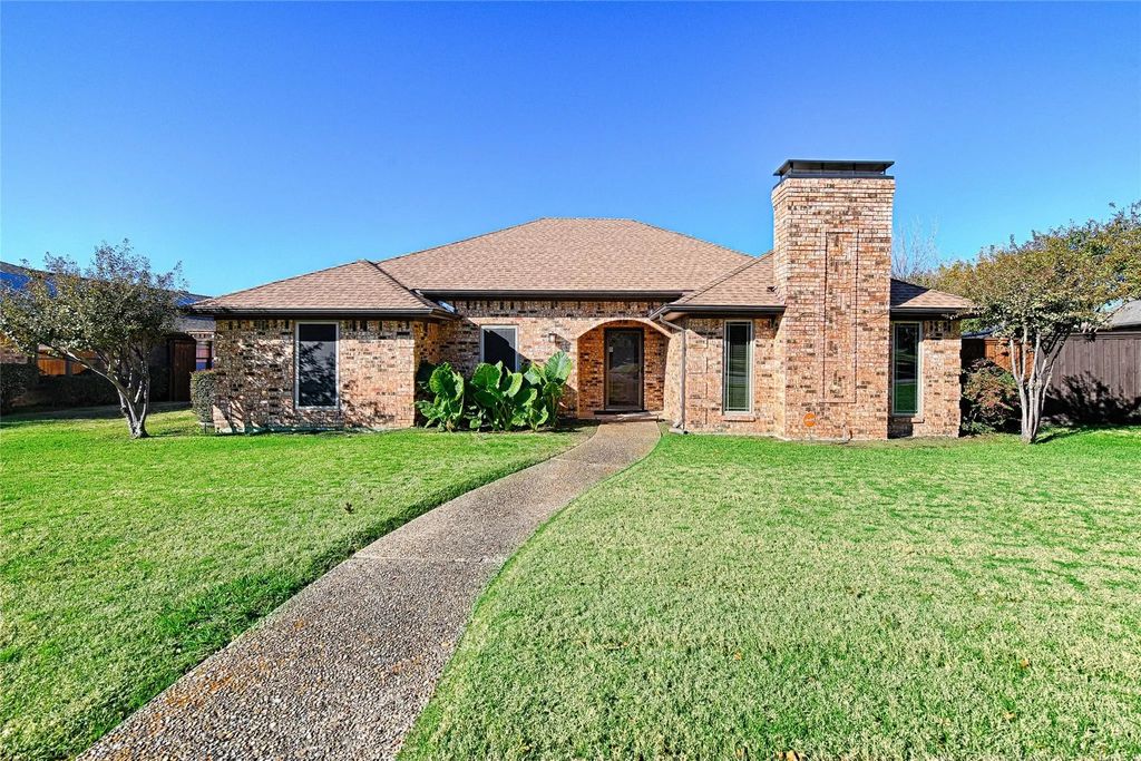 1627 Silverleaf Drive, Carrollton