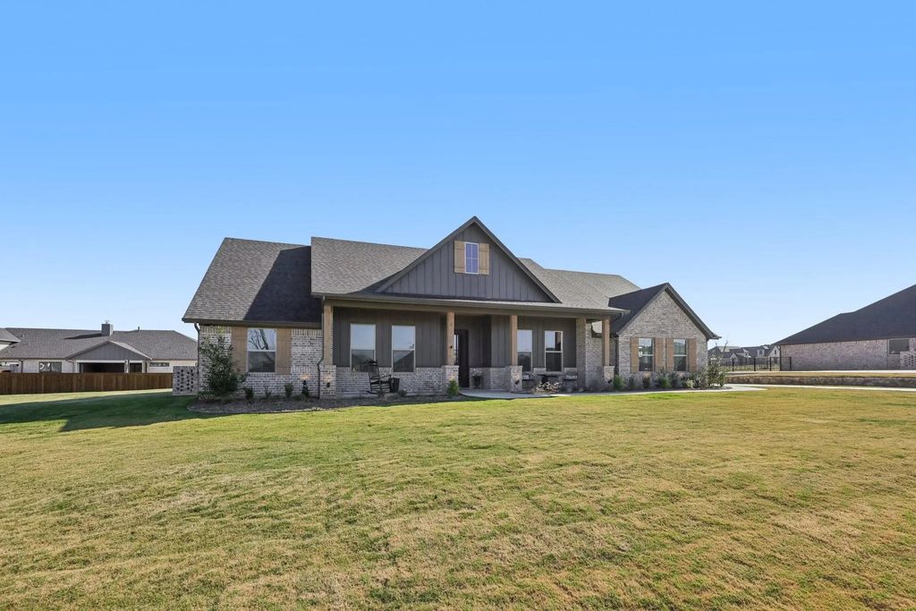 3108 Hazlewood Road, Granbury