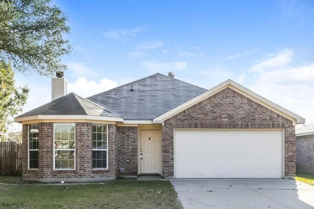 12437 Seven Eagles Lane, Fort Worth