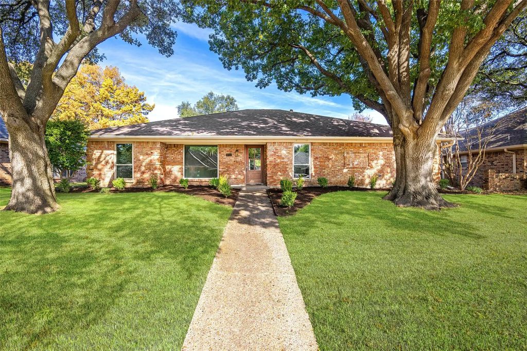 1911 Drew Lane, Richardson