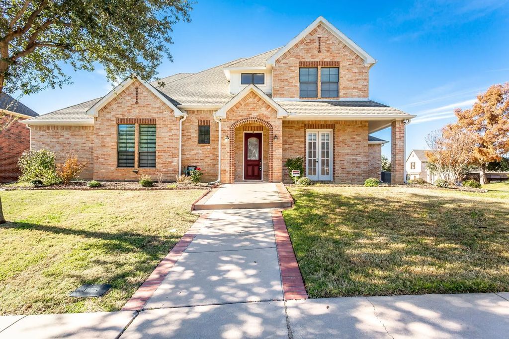 2000 Le Mans Drive, Carrollton