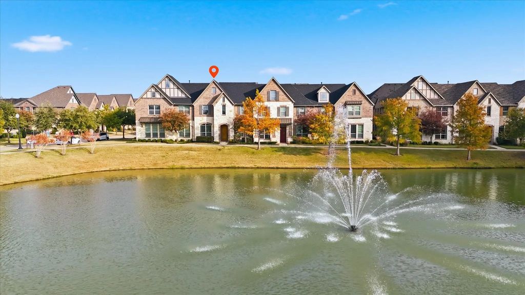 4642 Rhett Lane B, Carrollton