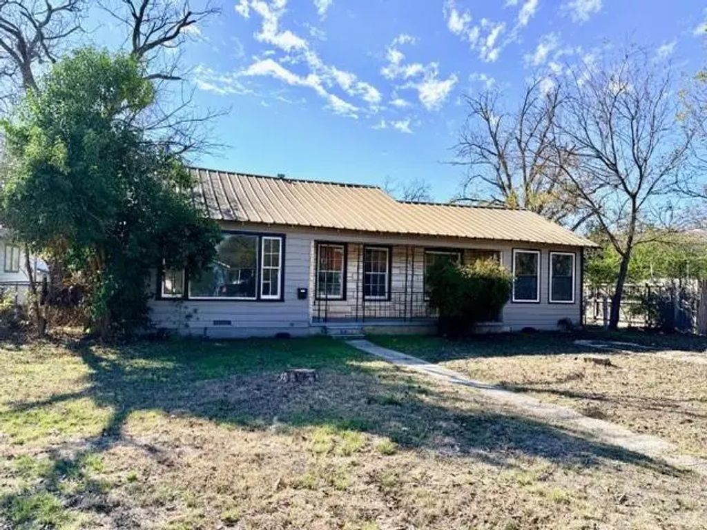2503 Belmeade Street, Brownwood