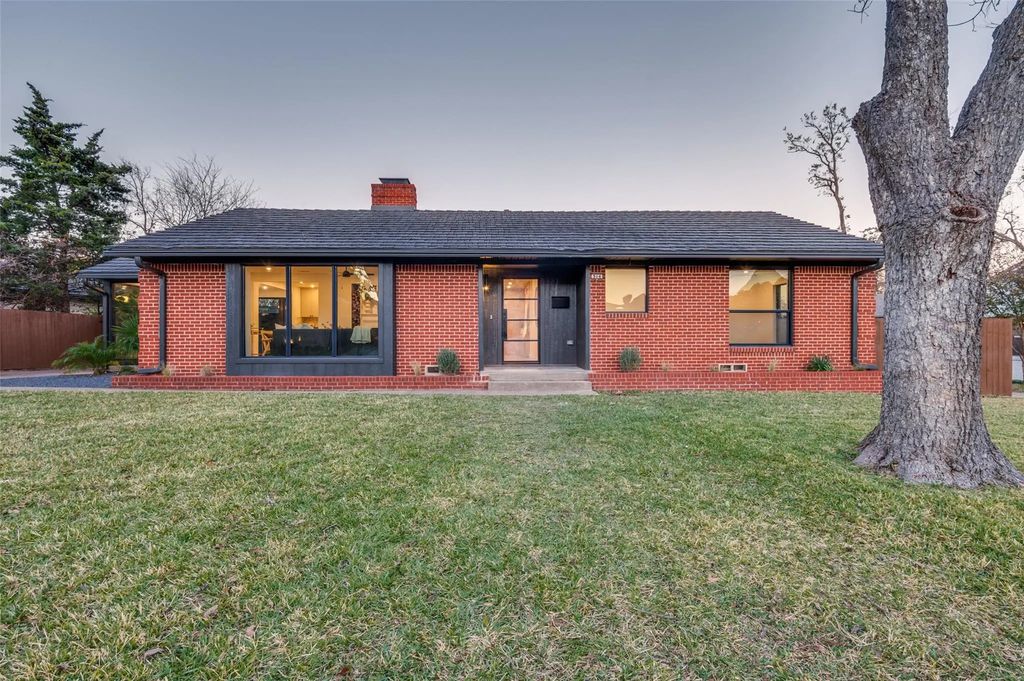 514 Aqua Drive, Dallas