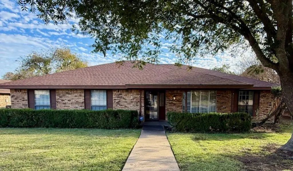 4521 Cinnamon Hill Drive, Fort Worth