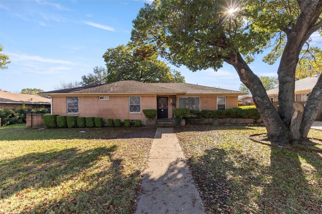 3706 Kimballdale Drive, Dallas