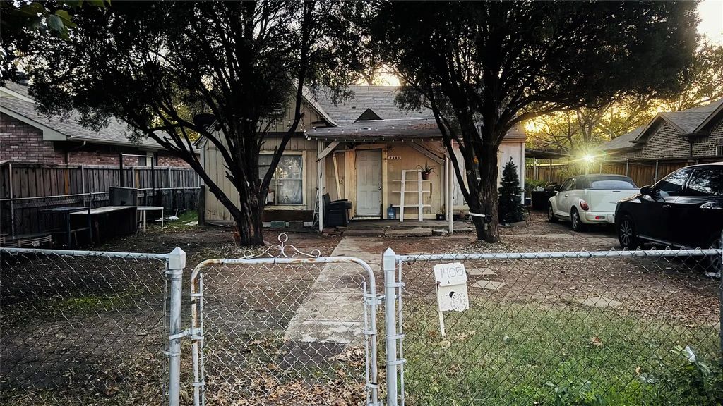 7405 Denton Drive, Dallas