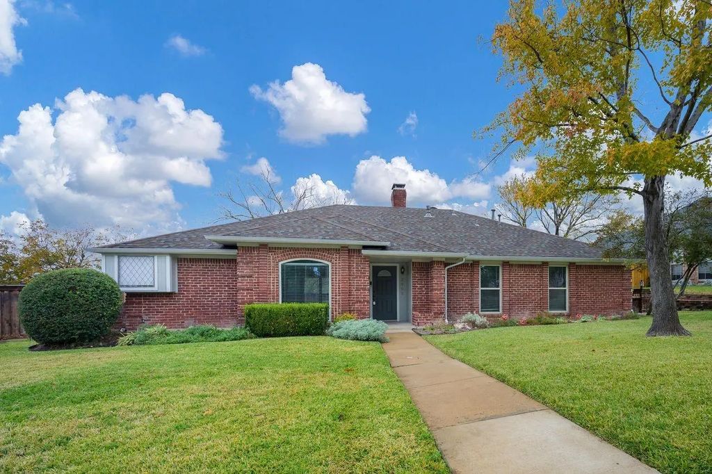 2505 Club Meadow Drive, Garland