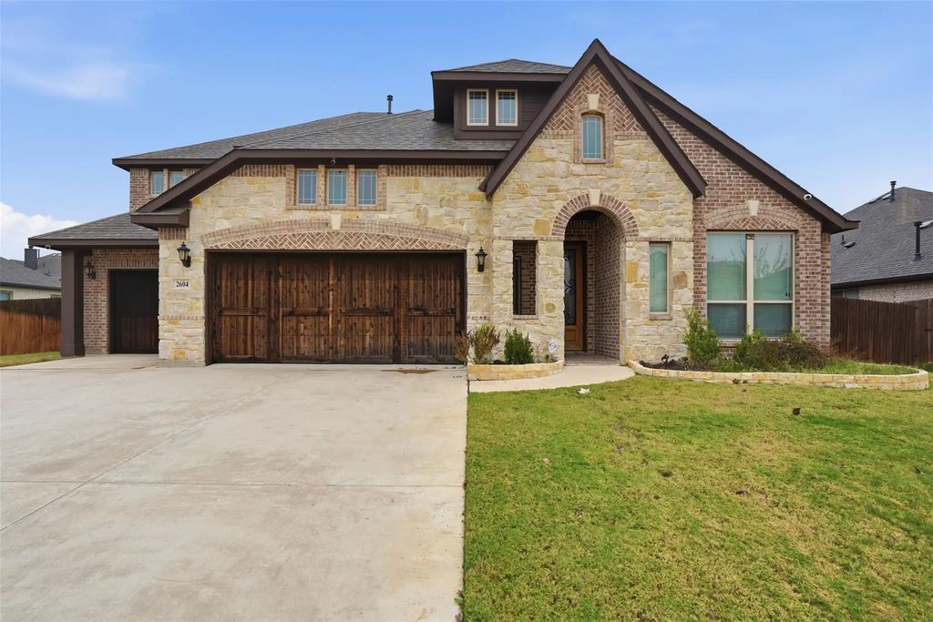 2604 Dylan Lane, Mansfield