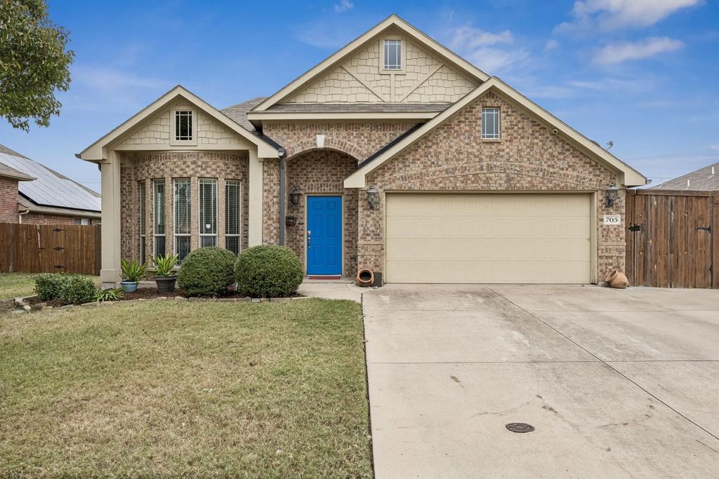 705 Bayshore Drive, Mansfield