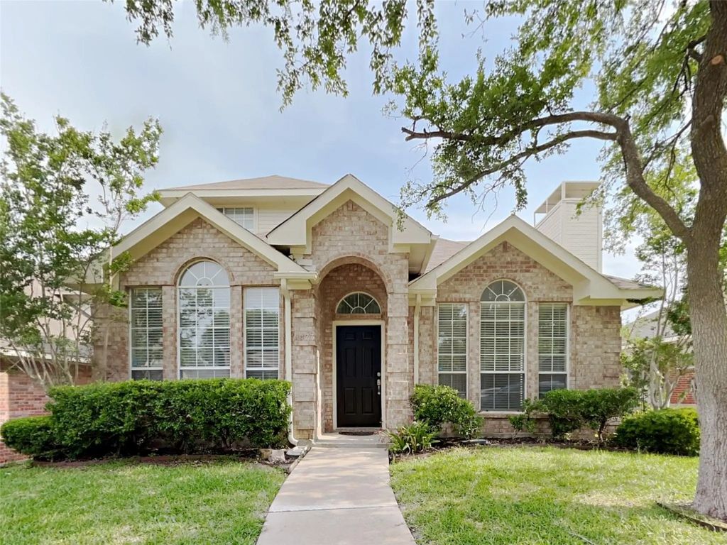 1477 Apenzell Lane, Lewisville