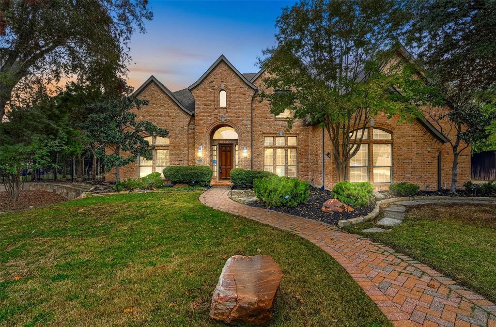 720 Amistad Drive, Prosper