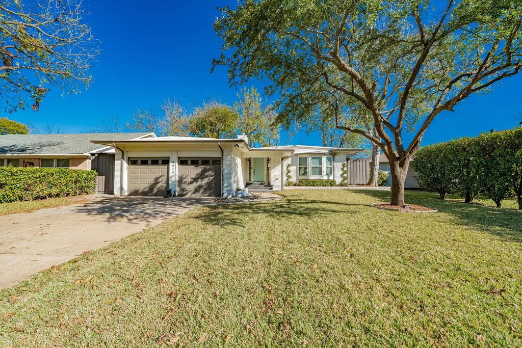 9914 Estacado Drive, Dallas