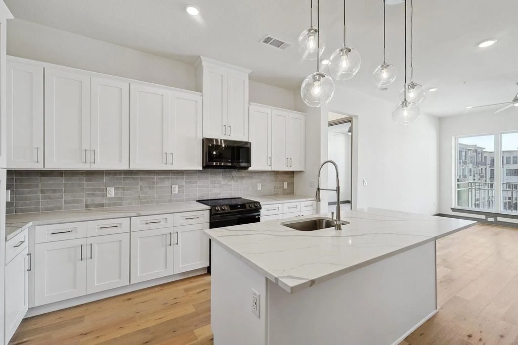 2700 Old Denton Road 3344, Carrollton