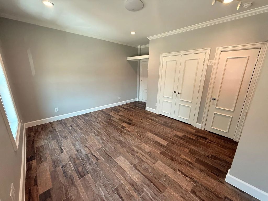 3101 Commerce Street 203, Dallas