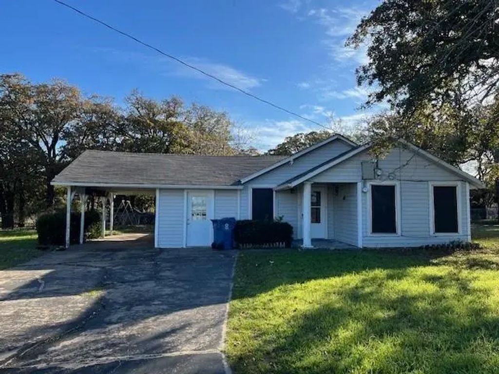 409 N College Drive, Keene