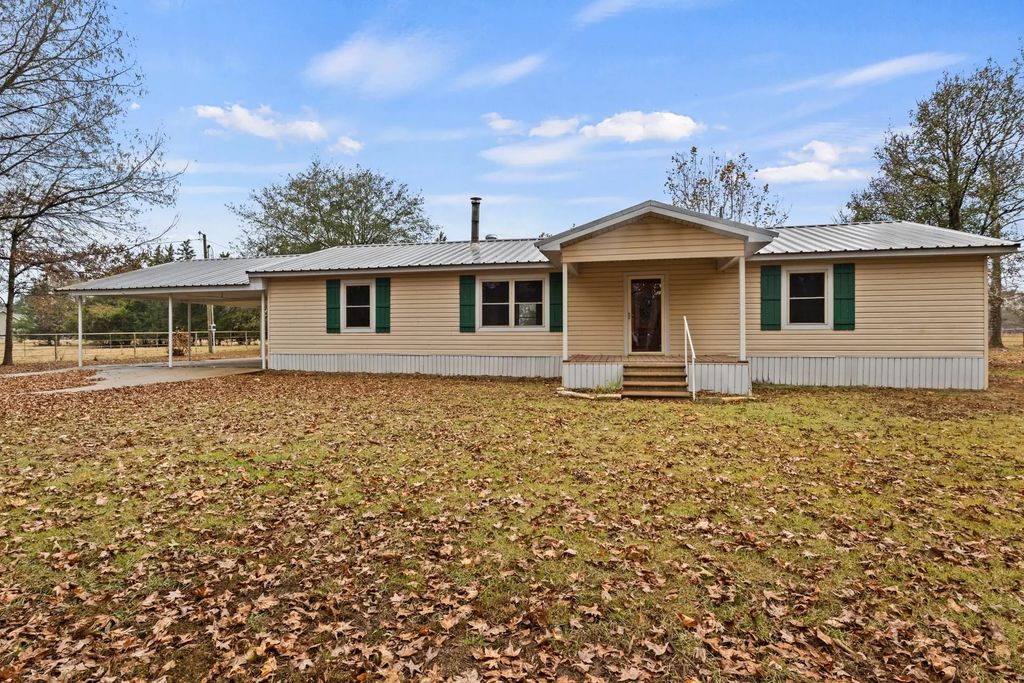 2638 Se County Road 4115, Mount Vernon