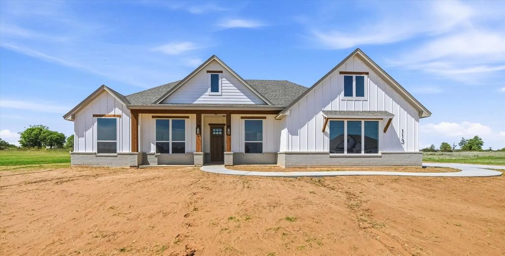 113 Cattleman Drive, Poolville