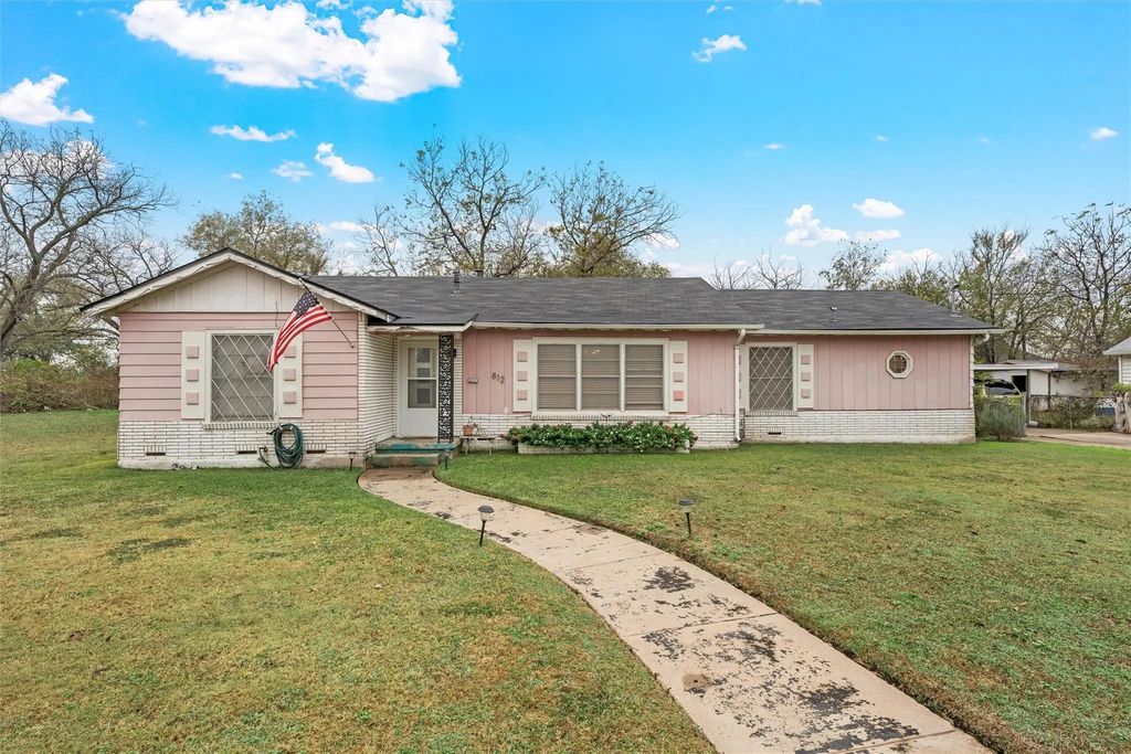 812 Hubert Street, Waco