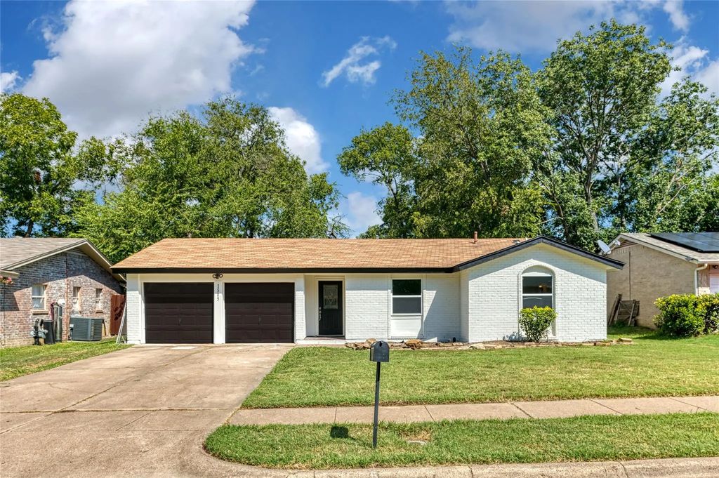 1505 Marlee Lane, Arlington