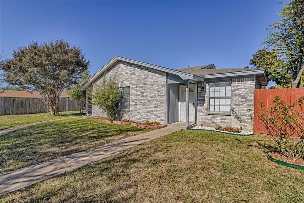1045 Cheddar Court, Arlington