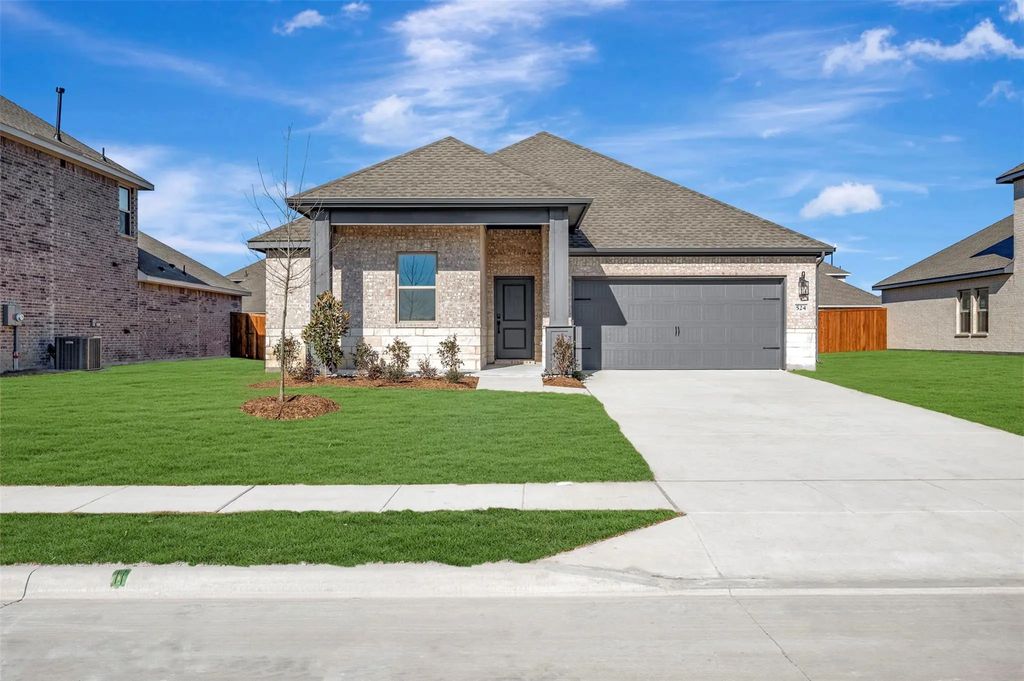 524 Brookside Drive, Van Alstyne
