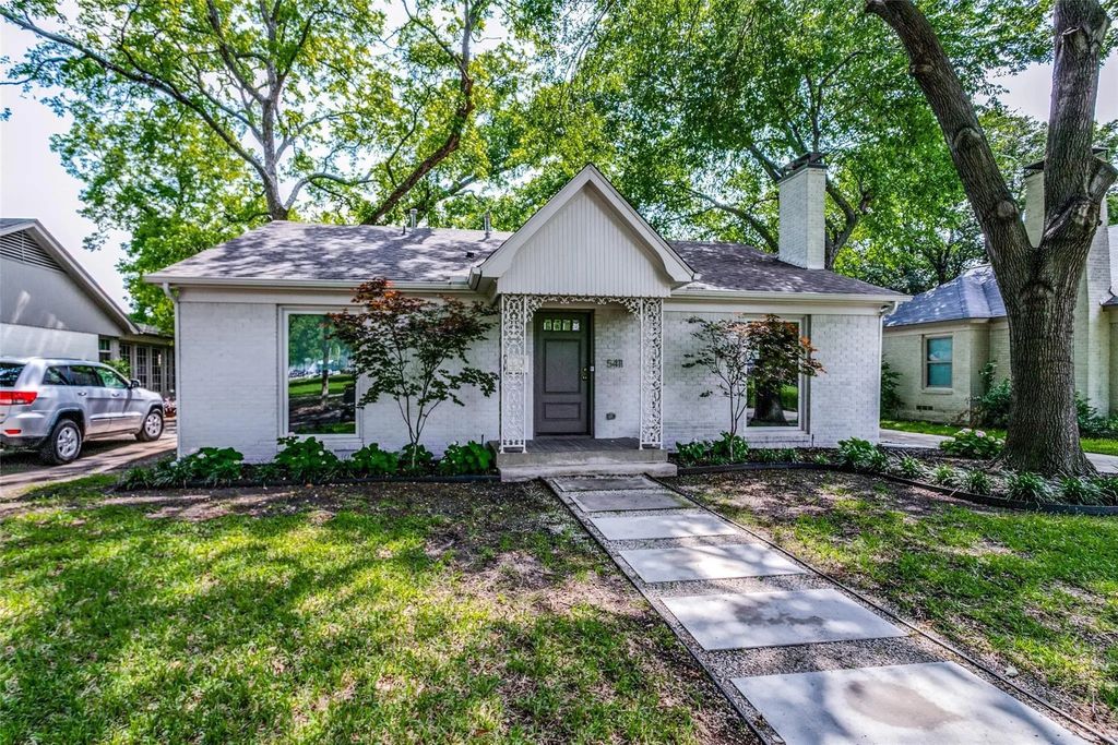 5411 Maple Springs Boulevard, Dallas