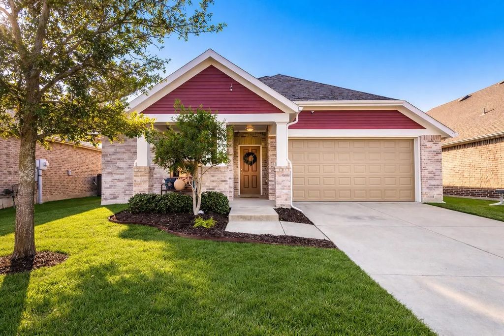 1718 Long Meadow Road, Wylie
