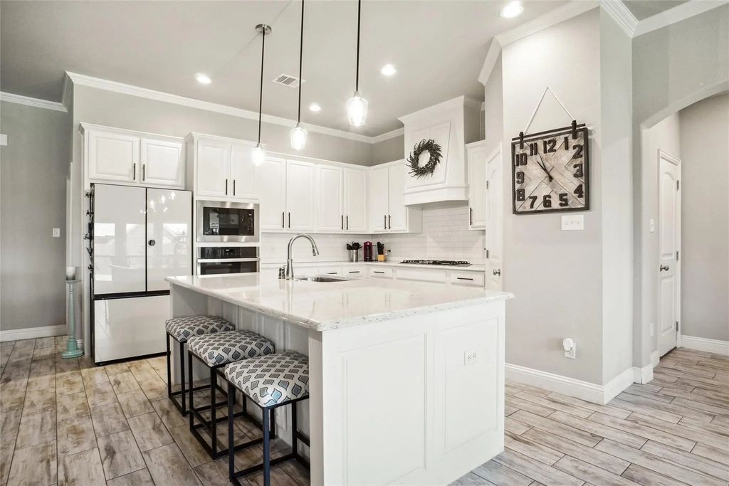 1456 Silent Springs Drive, Fort Worth