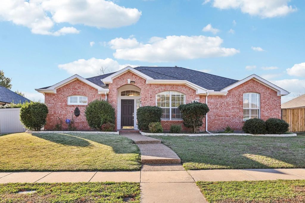 7313 San Carlos Drive, Rowlett