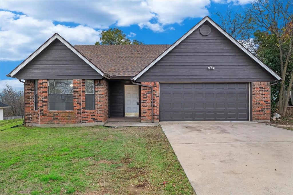 336 Hillcroft Road, Fort Worth