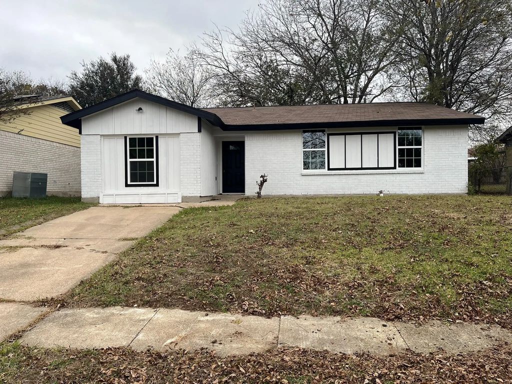 3771 Stagecoach Trail, Dallas