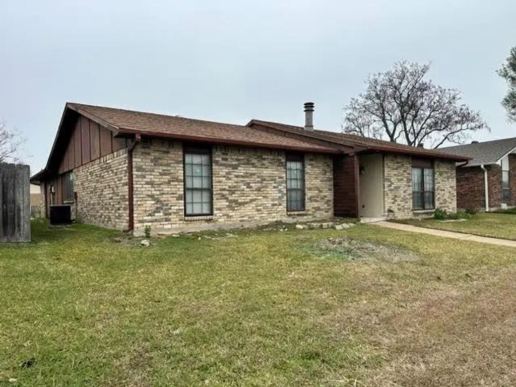 3413 Apollo Road, Garland