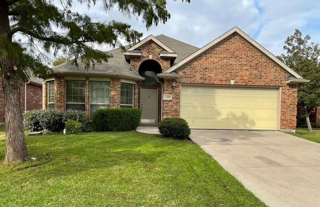 6300 Eagles Rest Drive, Fort Worth