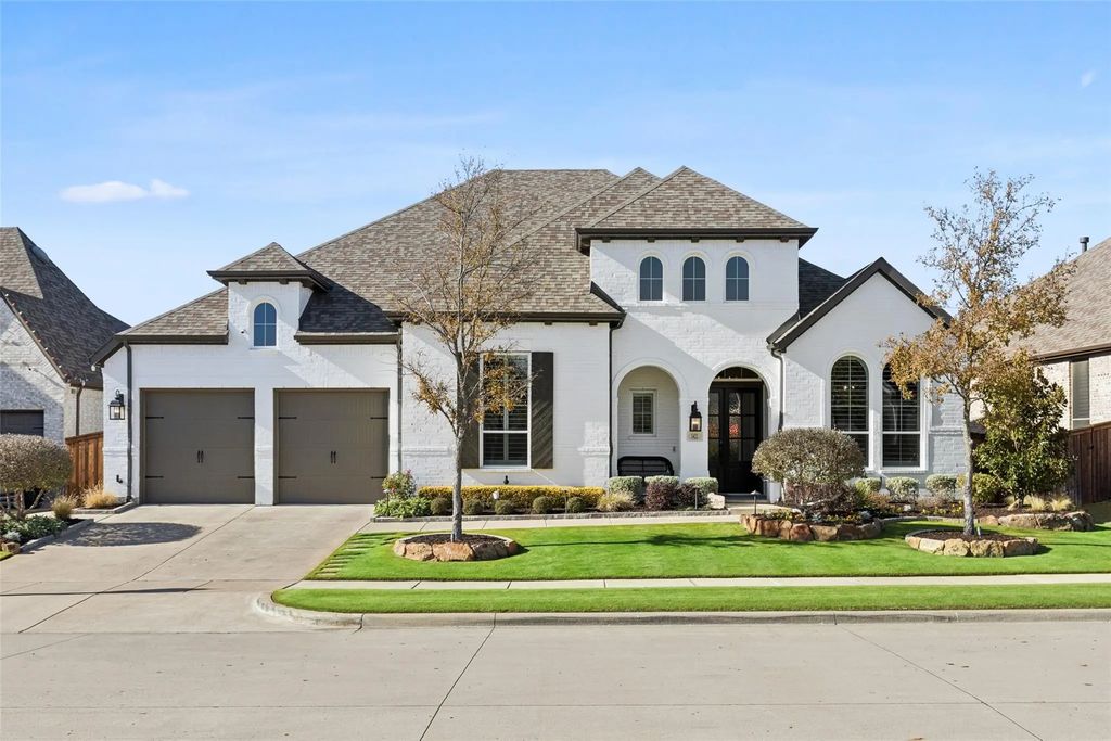 1421 Bluestem Drive, Aubrey