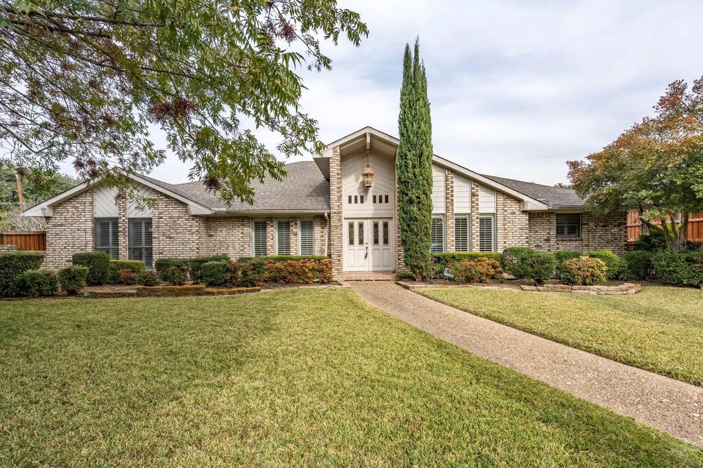 6415 Barkwood Lane, Dallas