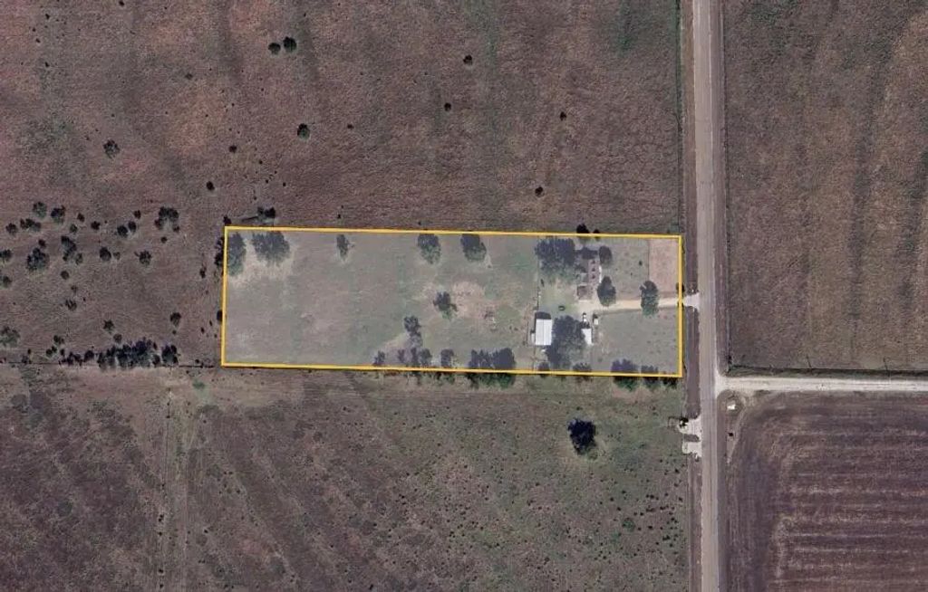 12327 Fm 1385, Pilot Point