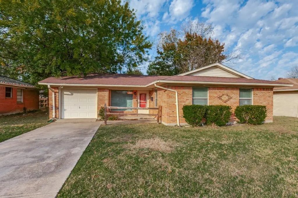2607 Jonesboro Avenue, Dallas