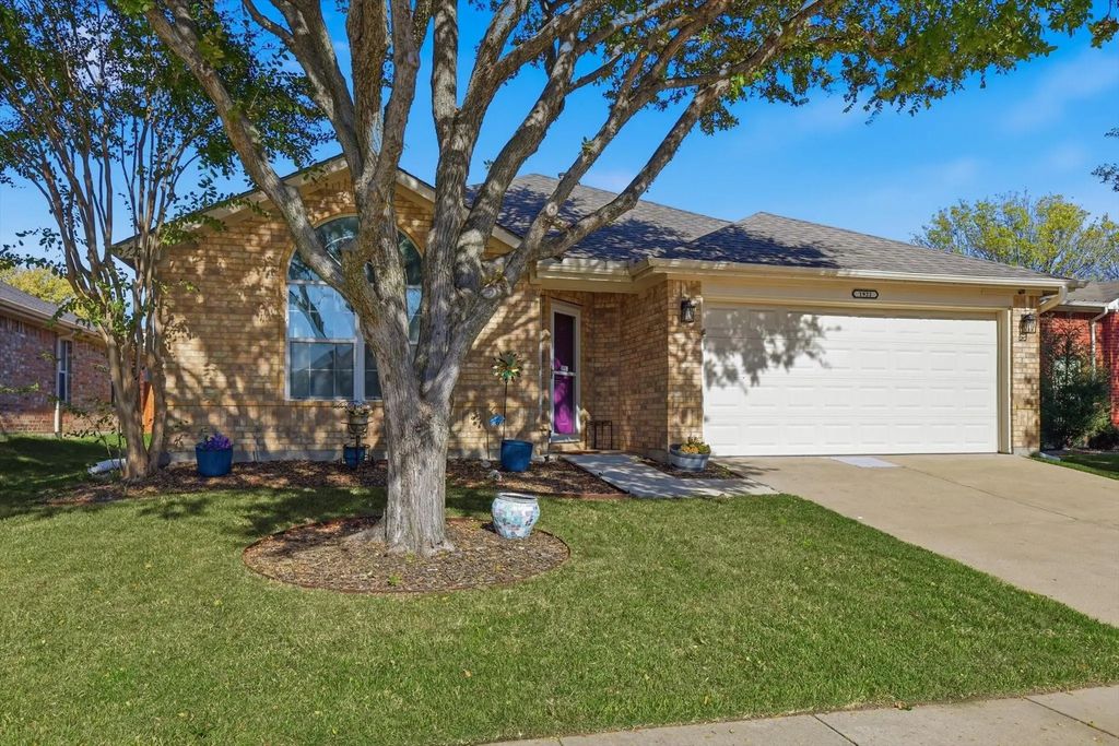 1921 Caddo Street, Little Elm