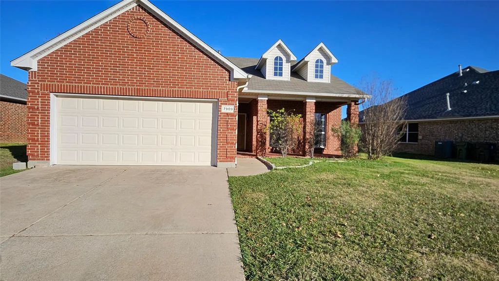 7909 Raton Ridge Lane, Arlington
