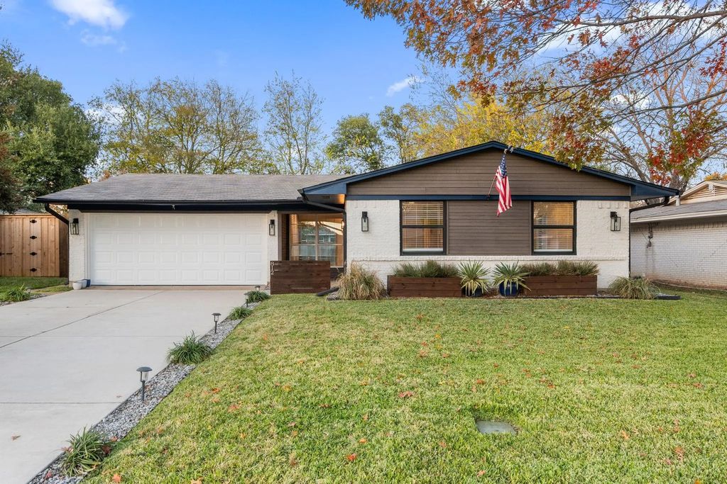 812 Warren Way, Richardson