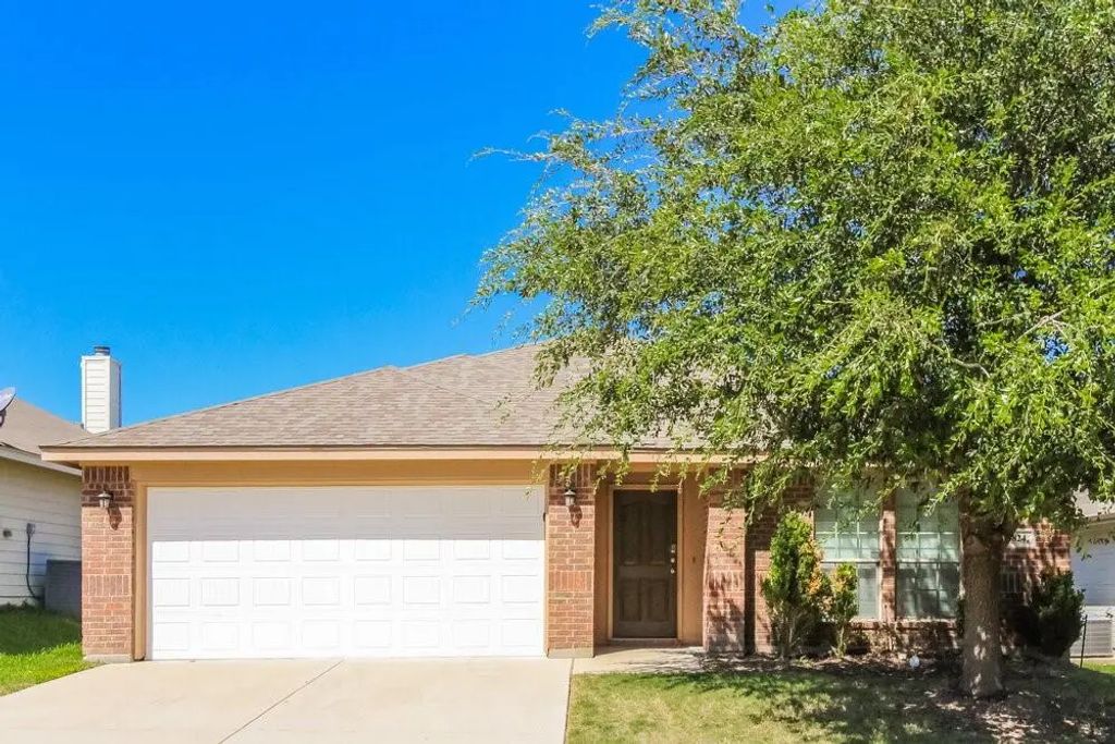 824 San Felipe Trail, Fort Worth